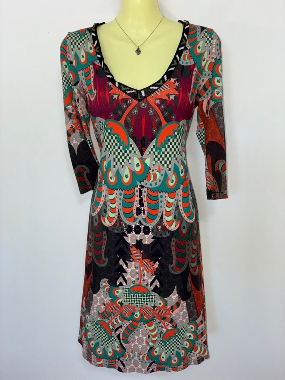 CUSTO BARCELONA Vibrant  Vintage Multicolor Patterned V-Neck Dress Excellent Md